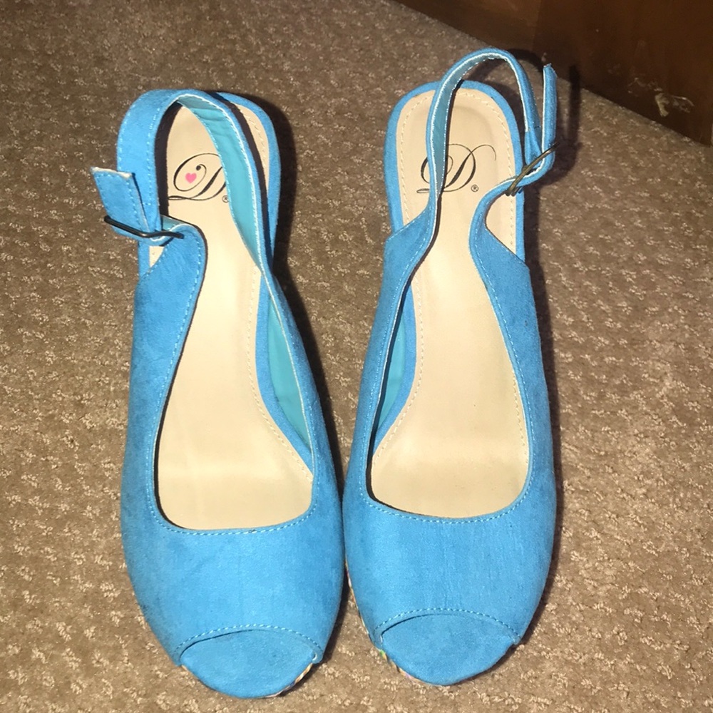 Wedges - Picture 2 of 3